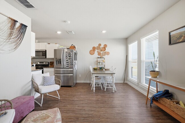 Building Photo - 1605 135th St