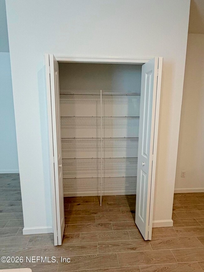 Building Photo - 191 Hubbard Bnd