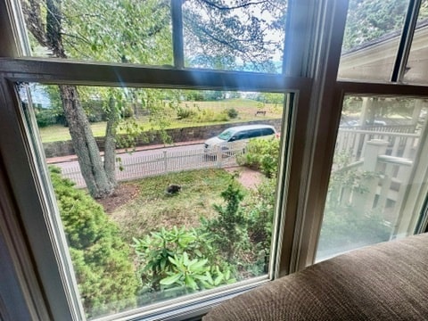 Building Photo - 19 Beech Glen St