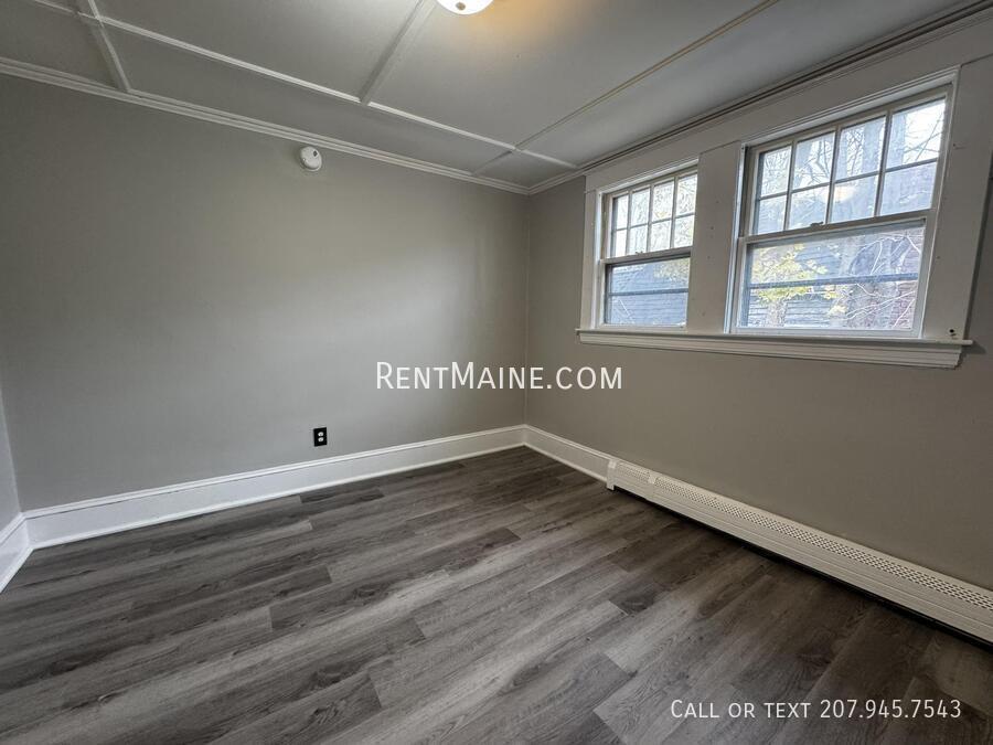 Building Photo - 33 Summer St