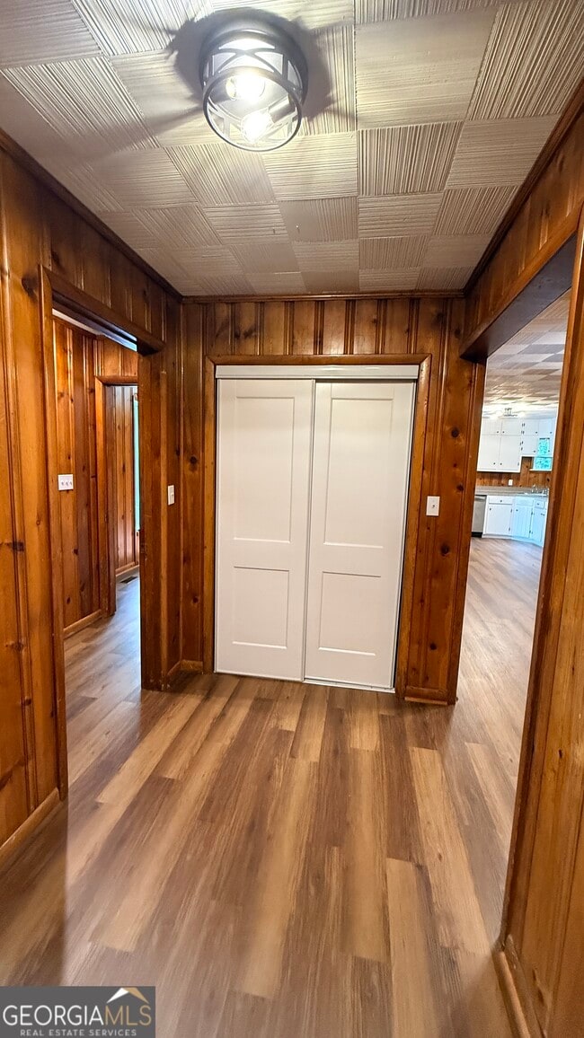 Building Photo - 42 Bagwell Dr