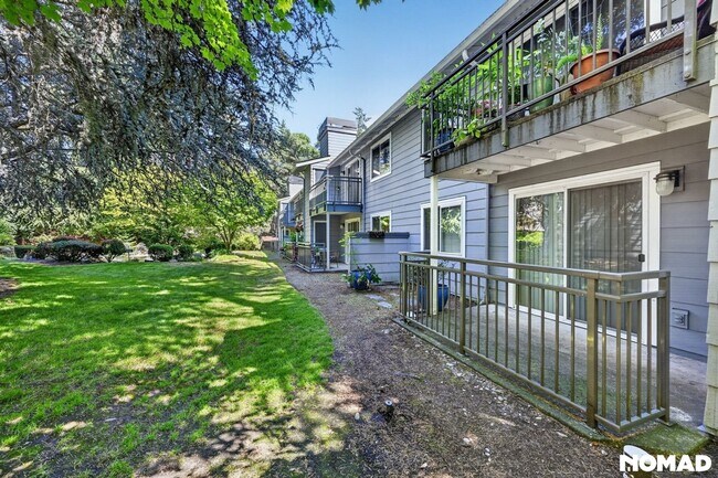 Building Photo - 12636 100th Ln NE