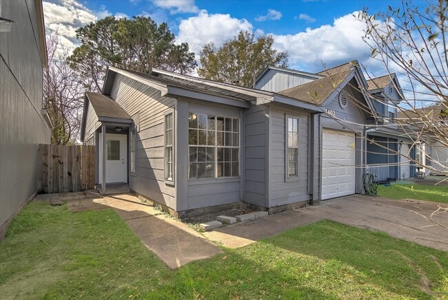 Building Photo - 4403 Conward Dr