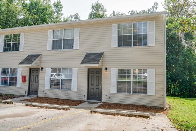 Building Photo - 1917 Larette Dr