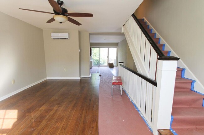 Building Photo - 346 Meehan Ave