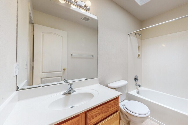 Building Photo - 6512 Los Pueblos Pl NW