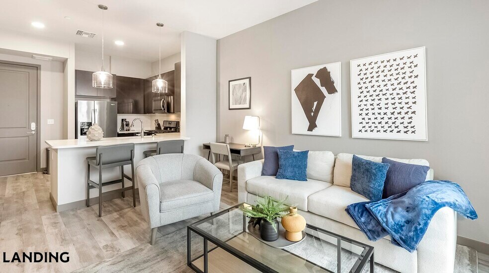 Building Photo - 3150 W Twain Ave