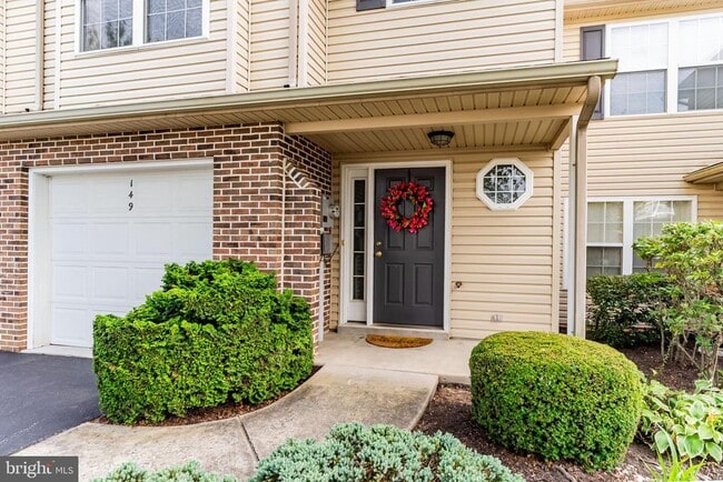 Building Photo - 149 Cardinal Ln