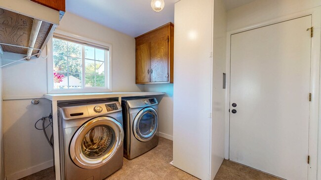 Building Photo - PURE Property Management Presents: Come See This Beautiful 3-Bedroom, 2-Bath Home with Spacious Y...