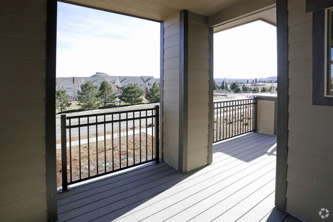 2BR, 2BA - 1295 SF - Highlands at Red Hawk