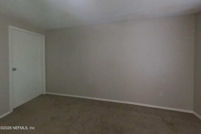 Building Photo - 8338 Knotts Landing Dr E