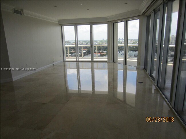 Building Photo - 9601 Collins Ave