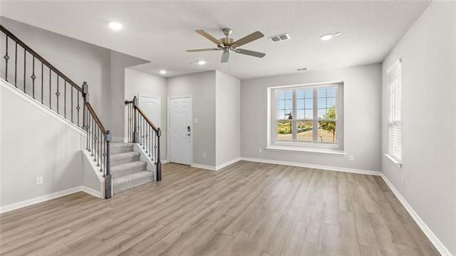 Building Photo - 3720 Paradise Way