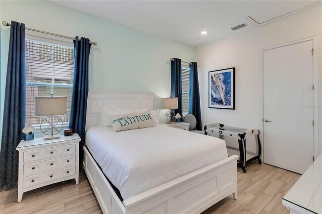 Building Photo - 8004 Dreamsicle Dr