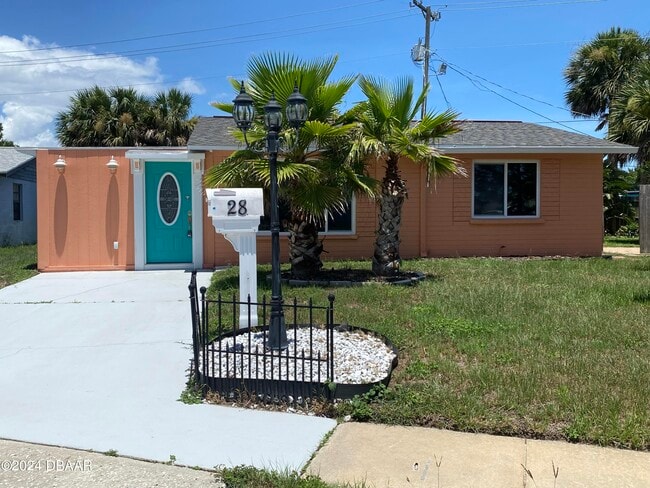 Primary Photo - 28 Rivershore Dr