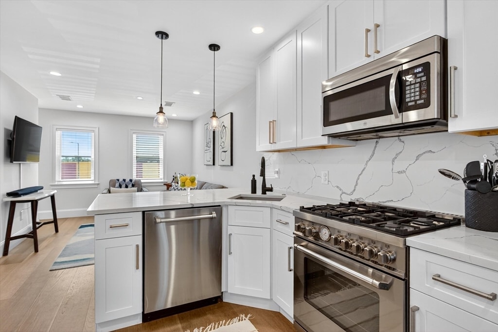 Building Photo - 7 Bell Ct