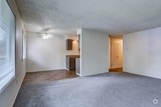 Building Photo - Look no Further, Tyee offers a SUPER 1bed/...