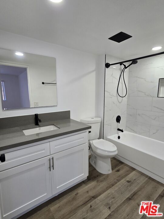 Building Photo - 1811 Malcolm Ave