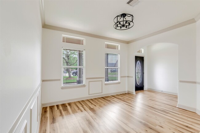 Building Photo - 14006 Tobago Ct