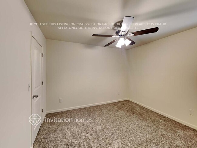 Building Photo - 227 Green Bridge Ct SE