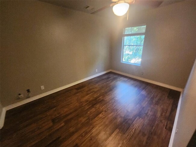 Building Photo - 2714 Whitis Ave