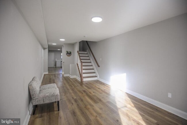 Building Photo - 530 N Montford Ave