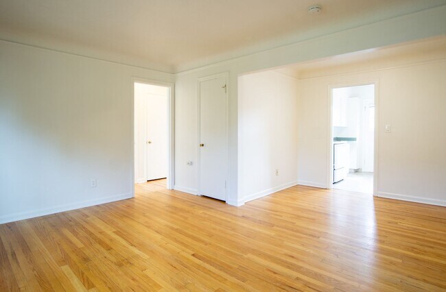 Interior Photo - Terry Garden