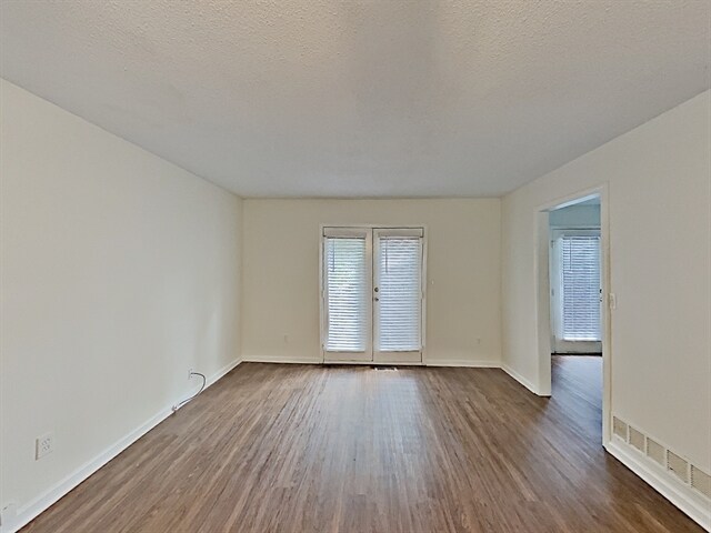 Building Photo - 2275 Loren Falls Ct