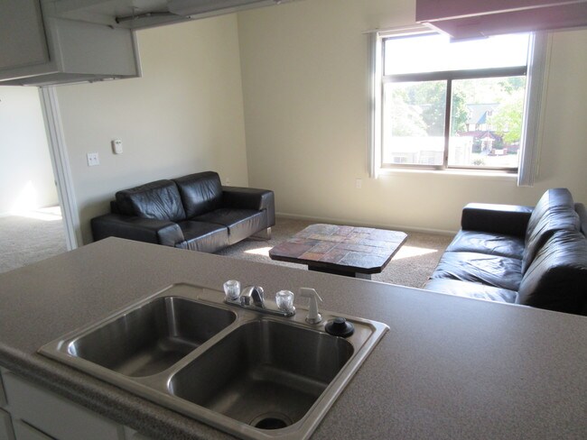 Building Photo - Stonehouse Village