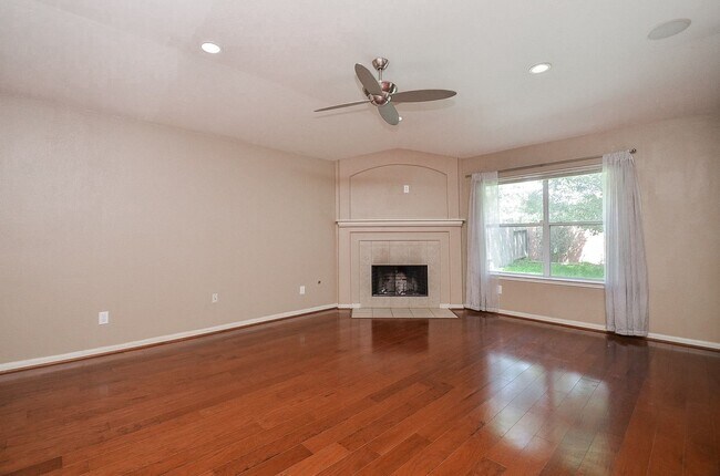 Building Photo - 26822 Kingston Glen Ln