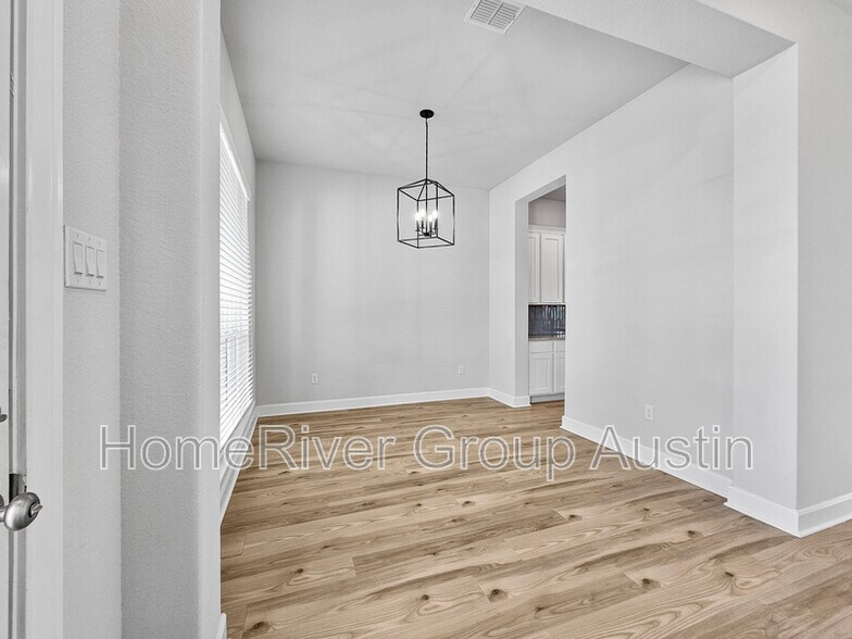 Building Photo - 356 Horsemint Way