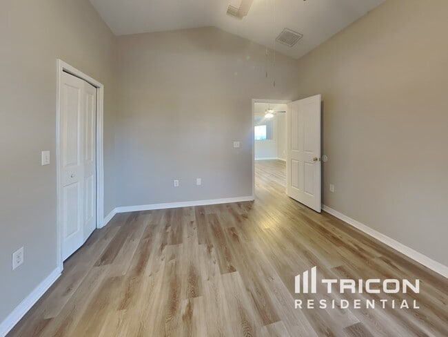Building Photo - 3602 Heron Island Dr