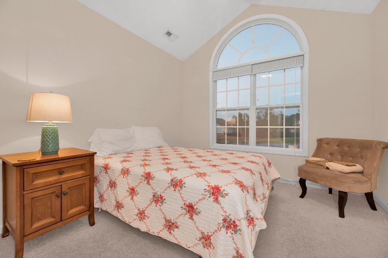 Building Photo - 207 Batesfield Dr