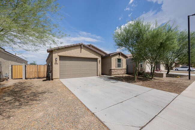 Primary Photo - 12448 W Gardenia Ct