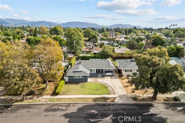 Building Photo - 10144 Gaviota Ave