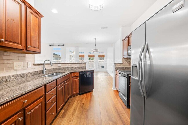 Building Photo - 117 Snead Rd