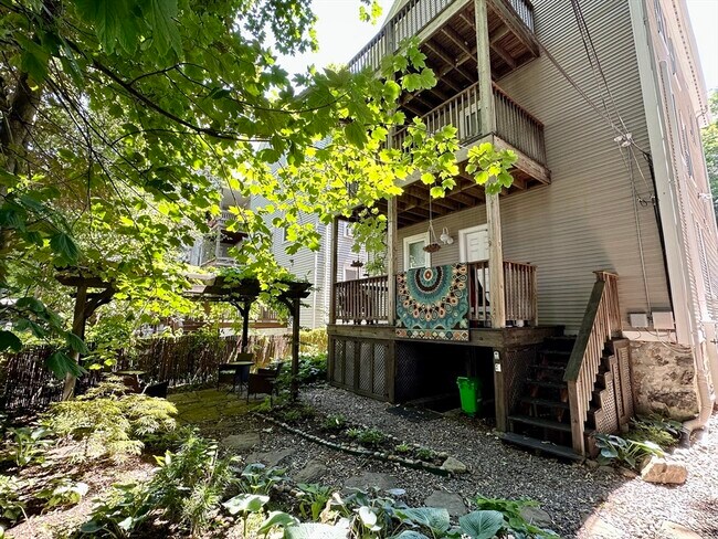 Building Photo - 6 Haverford St