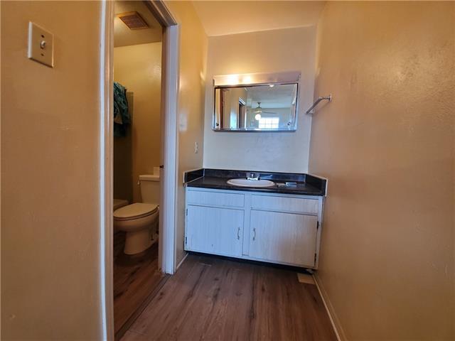 Building Photo - 1225 Truxton St