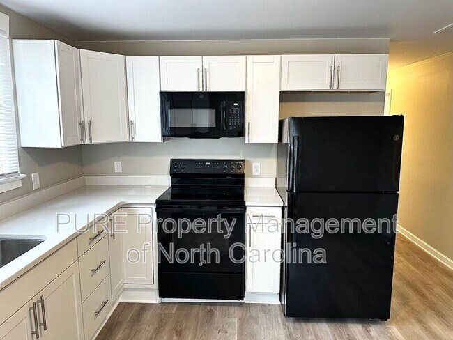 Building Photo - 213 Irma Ave