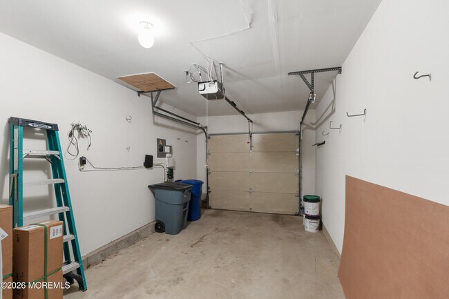 Building Photo - 36 Steeplechase Ct