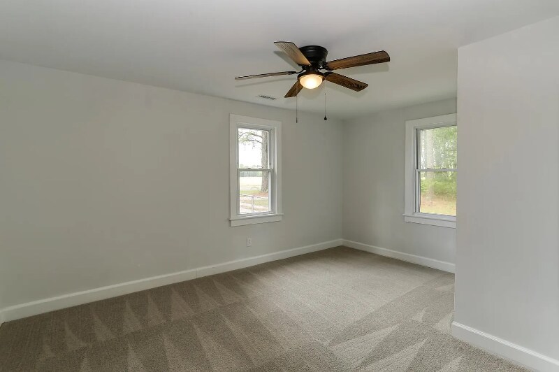 Building Photo - 11100 Mill Swamp Rd