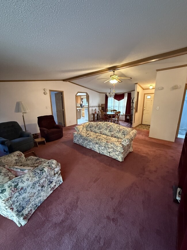 Building Photo - 91 Heath St