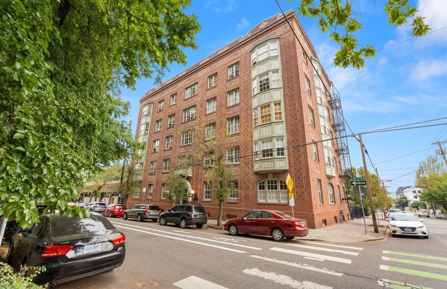 Building Photo - 410 NW 18th Ave