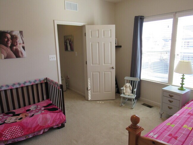 Building Photo - Pet Friendly 2 Story with Basement and 2 C...