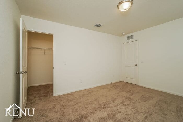 Building Photo - 5006 Dawn Break