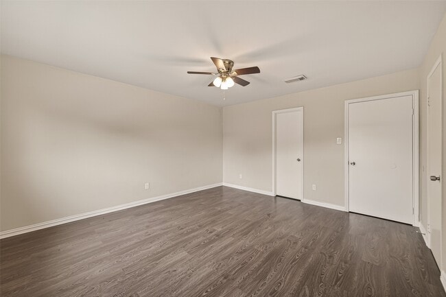 Building Photo - 6631 Wanda Ln