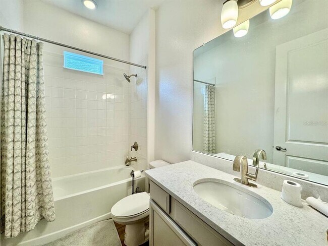 Building Photo - 827 Winterside Dr