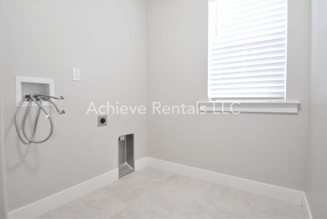 Building Photo - 1864 S 1425 W