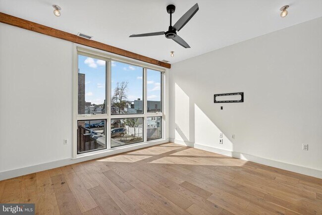 Building Photo - 774 Girard St NW