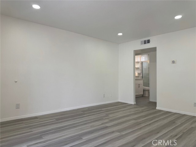 Building Photo - 7039 Remmet Ave